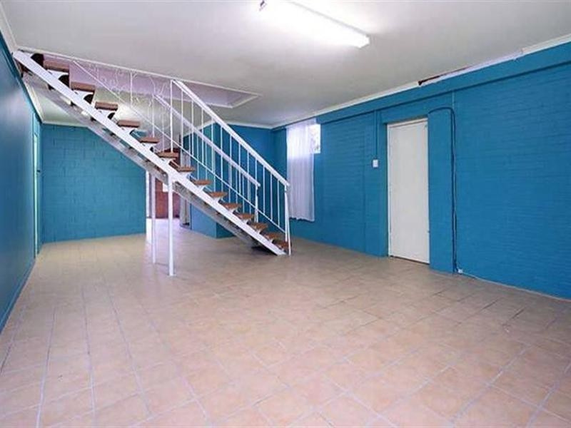 35 Crest Street, Mount Gravatt East QLD 4122