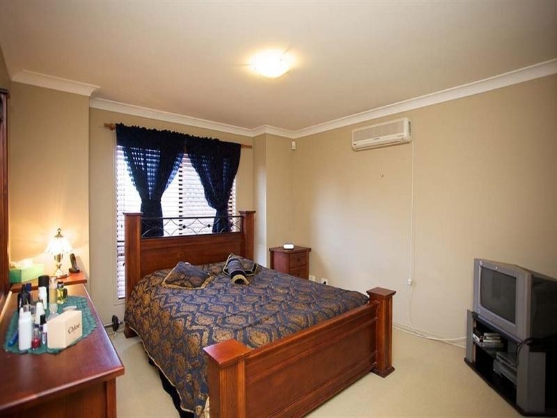 17 O’Connor Crescent, Mansfield QLD 4122