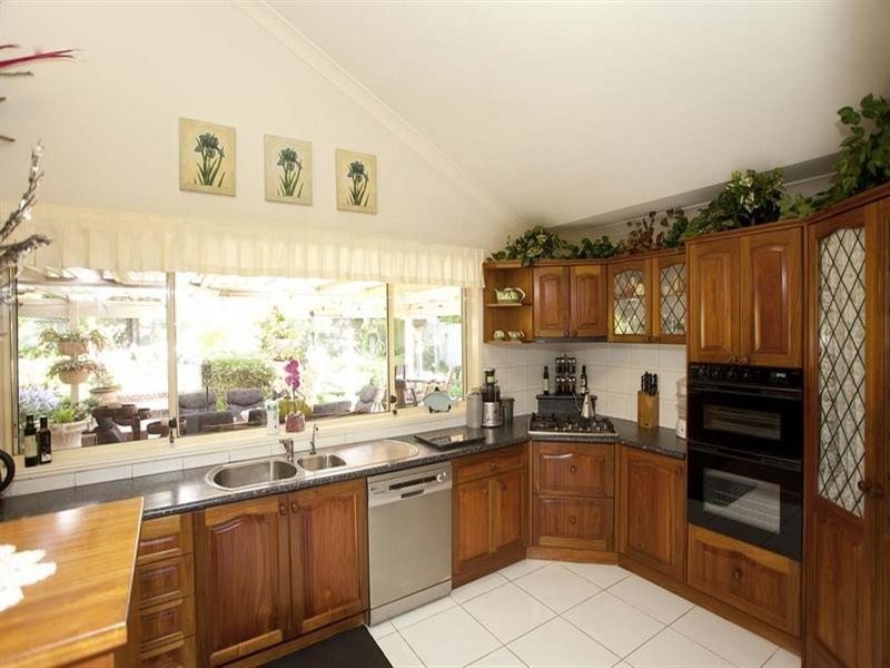 27 Delacroix Place, Mackenzie QLD 4156