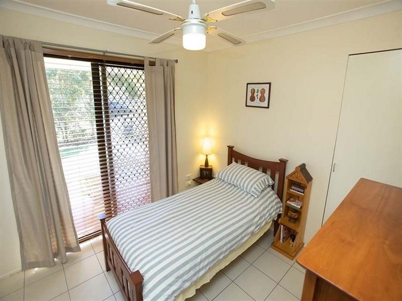 2 Mallett Close, Wishart QLD 4122