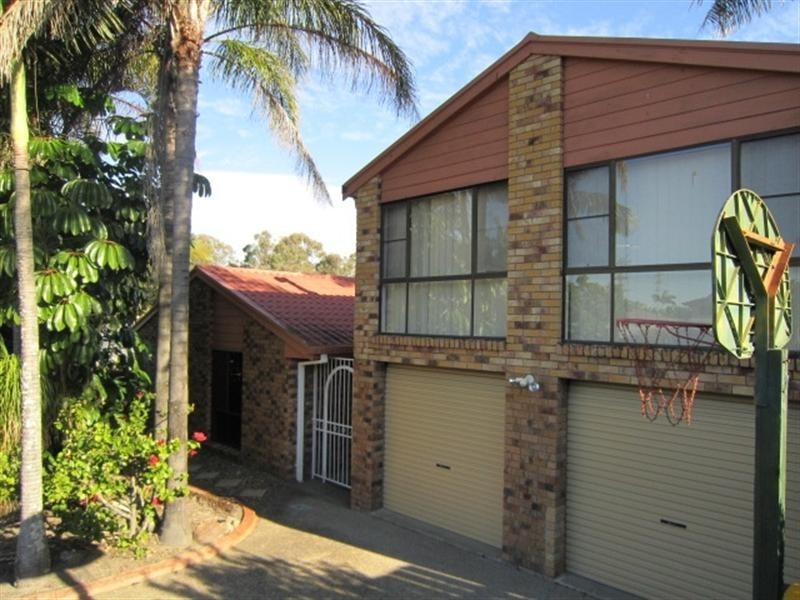 71 Greenwood Street, Wishart QLD 4122