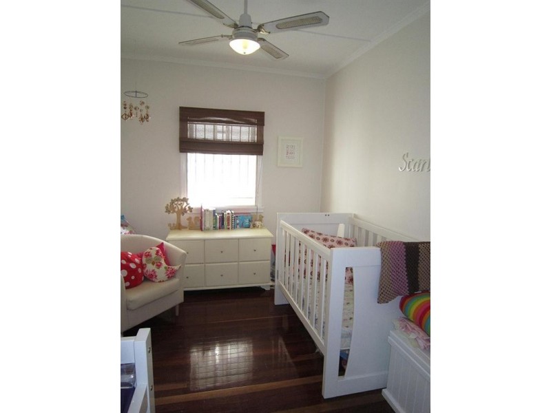 103 Creek Road, Mount Gravatt East QLD 4122