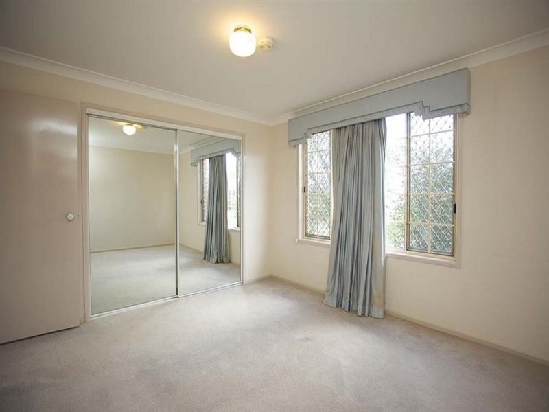 26 Mindona Street, Wishart QLD 4122