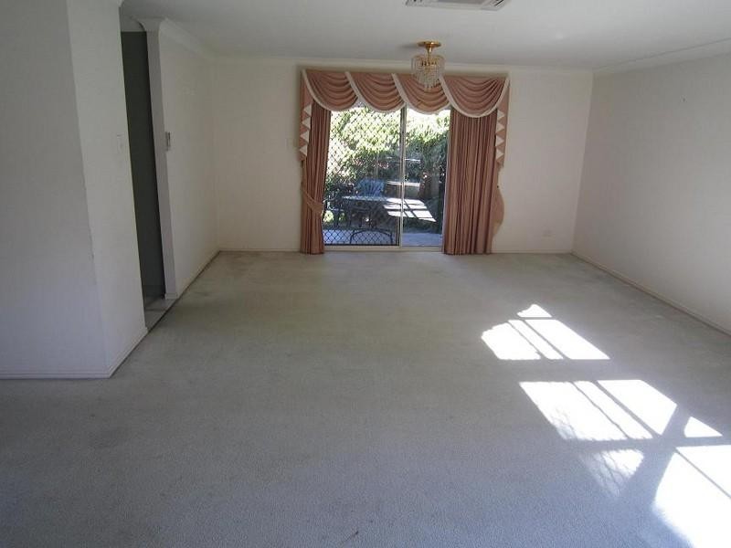 18 Andree Place, Wishart QLD 4122