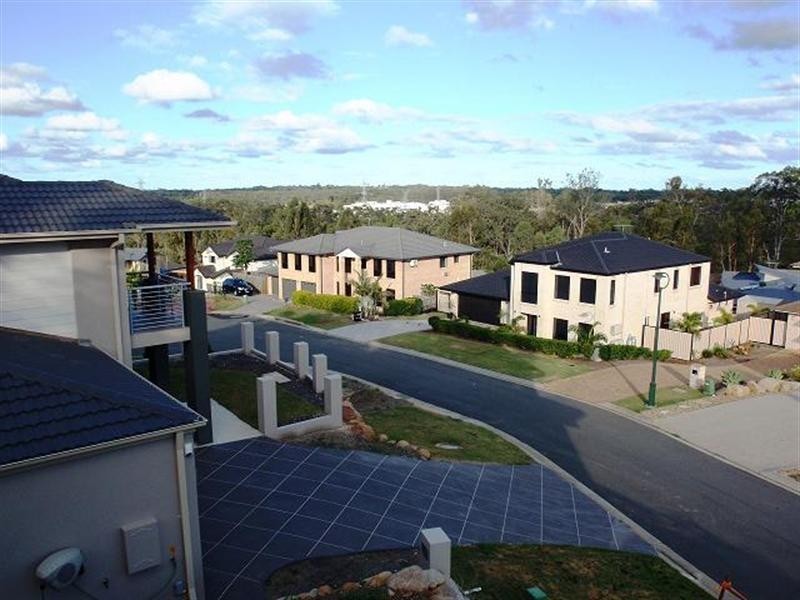 4 Leonardo Place, Eight Mile Plains QLD 4113