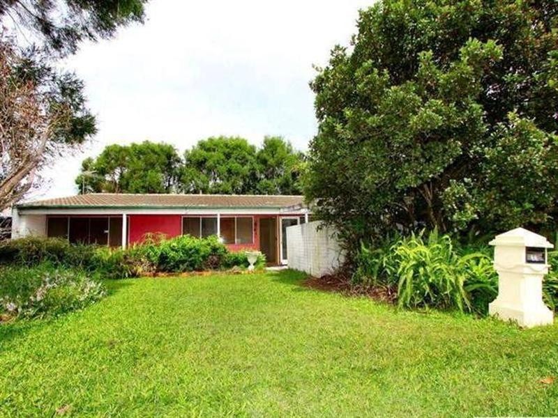 22 Shirland Street, Macgregor QLD 4109