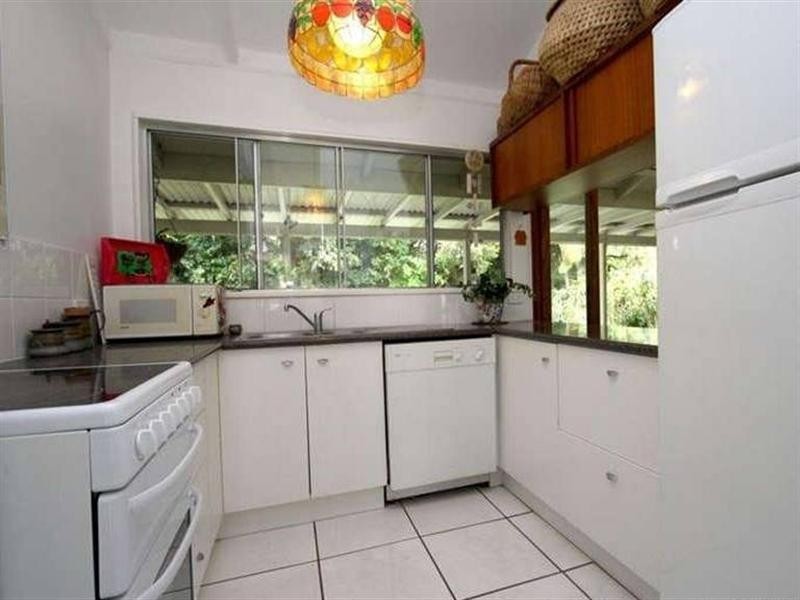 22 Shirland Street, Macgregor QLD 4109