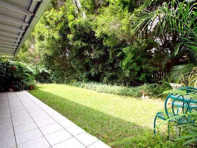 22 Shirland Street, Macgregor QLD 4109