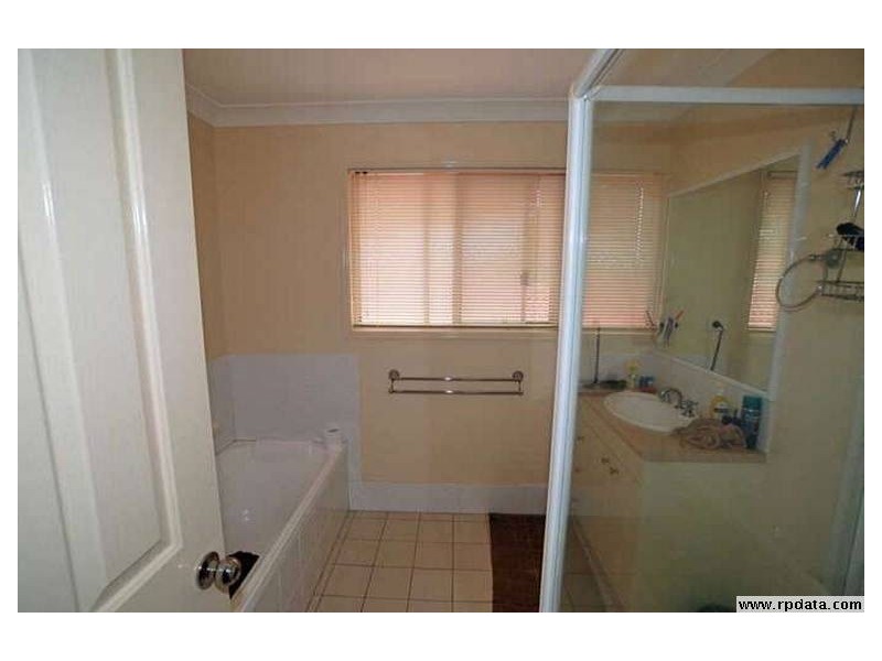 12/20 Flamingo Close, Wishart QLD 4122