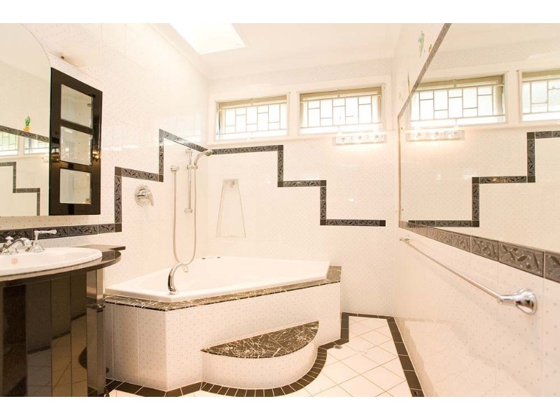 88 Hoff Street, Mount Gravatt East QLD 4122