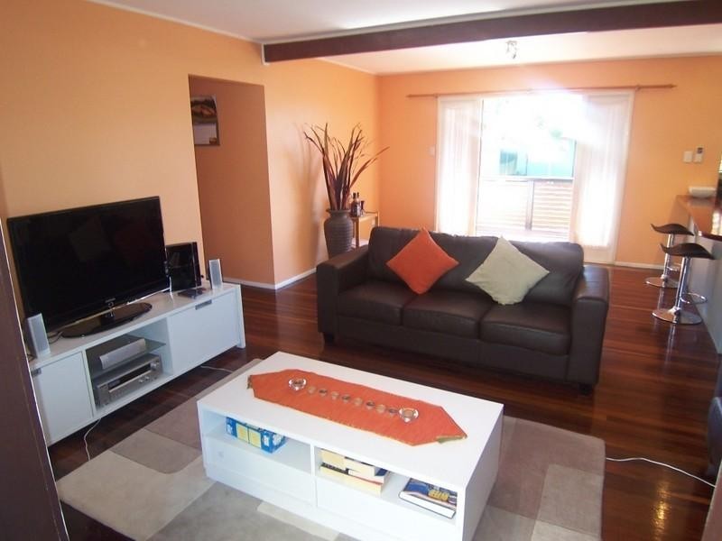 13 Liverpool Street, Eight Mile Plains QLD 4113