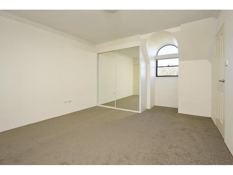 2/2-18 Newman Street, Newtown NSW 2042
