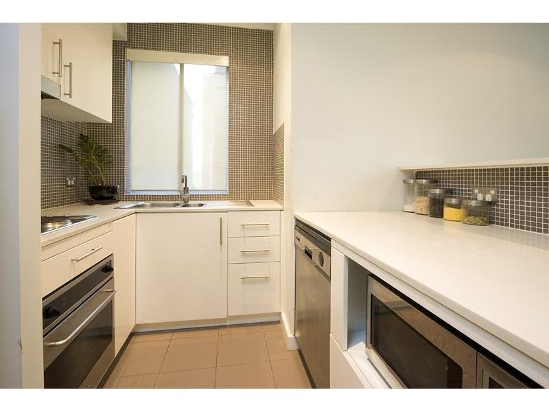 16/165 Victoria Street, Potts Point NSW 2011