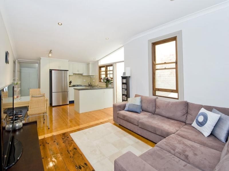 31 Pine Street, Newtown NSW 2042