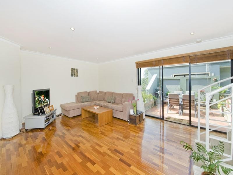 P2/80 Barcom Avenue, Rushcutters Bay NSW 2011