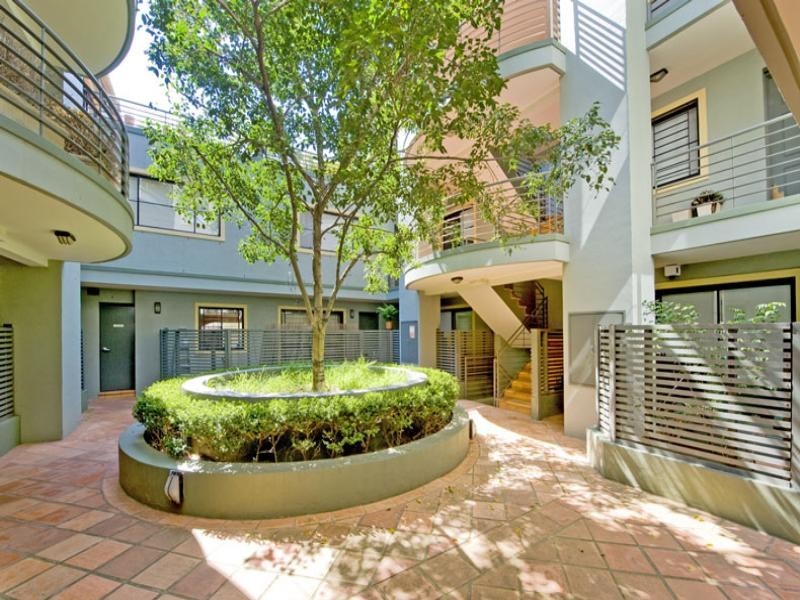 P2/80 Barcom Avenue, Rushcutters Bay NSW 2011