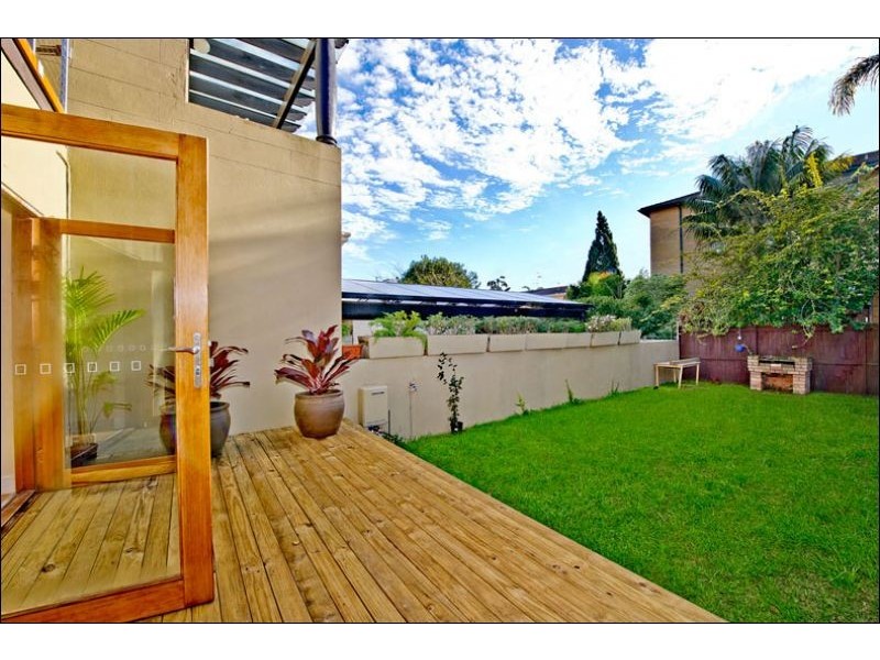 20 Bondi Road, Bondi Junction NSW 2022