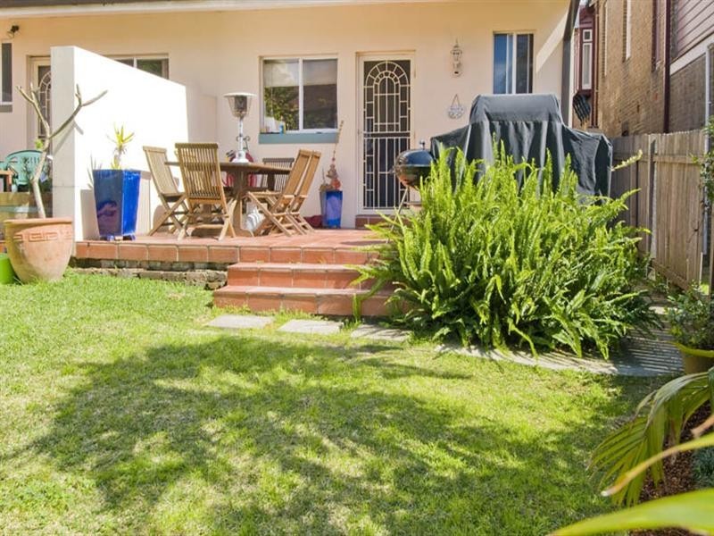 2/115 Brook Street, Coogee NSW 2034