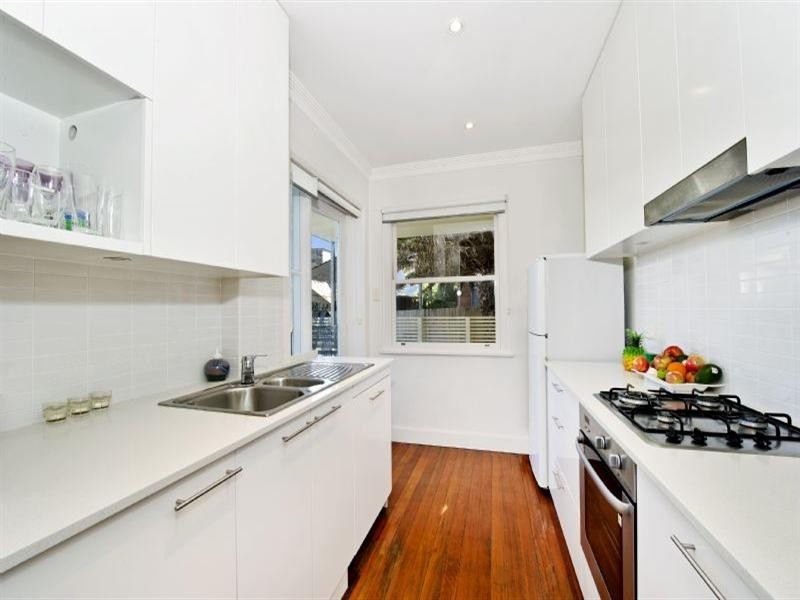 2/145 Ebley Street, Bondi Junction NSW 2022