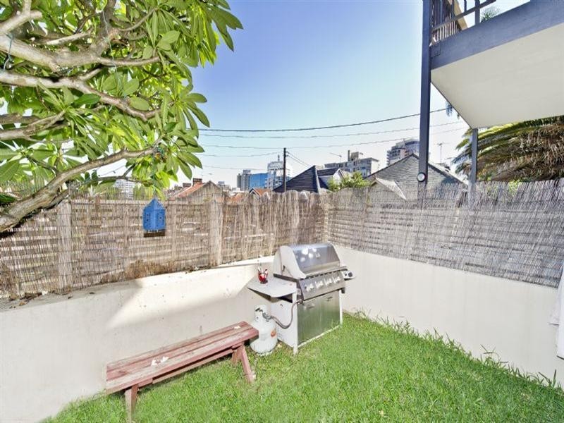 2/145 Ebley Street, Bondi Junction NSW 2022