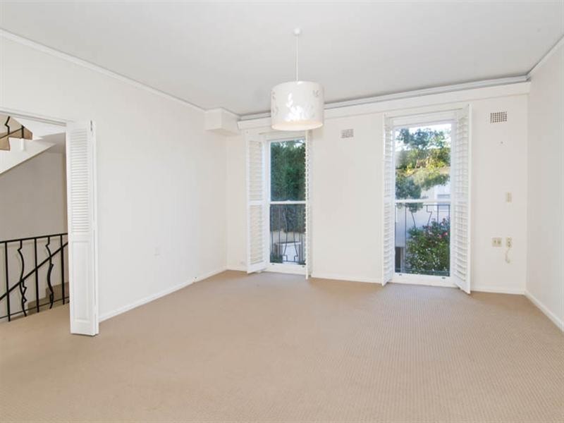 2/275 Edgecliff Road, Woollahra NSW 2025