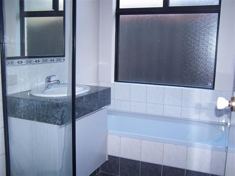 13 Adana Elbow, Kenwick WA 6107