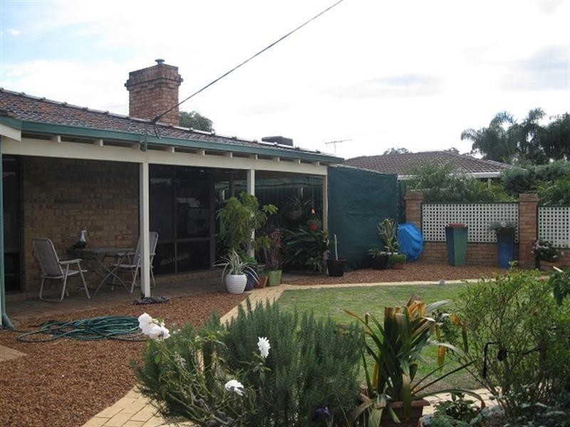 21 Michel Crescent, Gosnells WA 6110