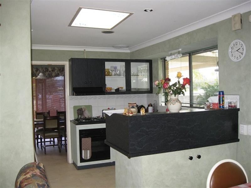 21 Michel Crescent, Gosnells WA 6110