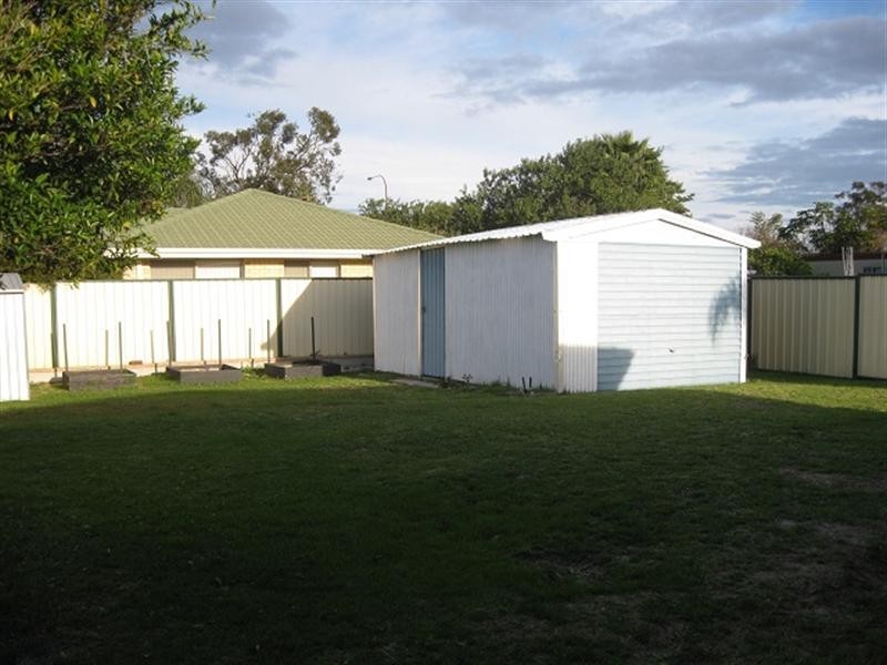 20 Costello Street, Maddington WA 6109