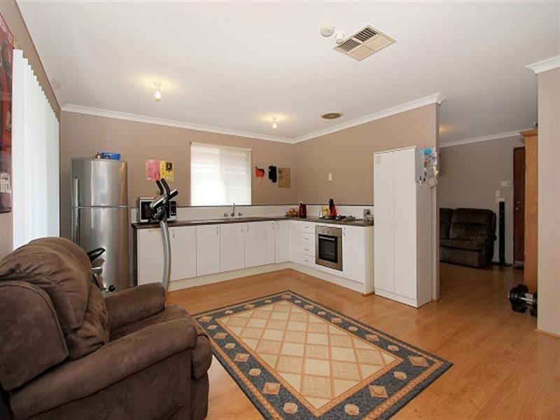 64 San Jacinta Drive, Seville Grove WA 6112