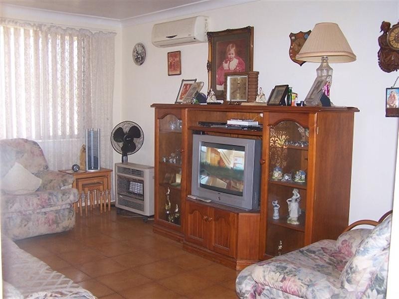 2 Koel Way, Thornlie WA 6108