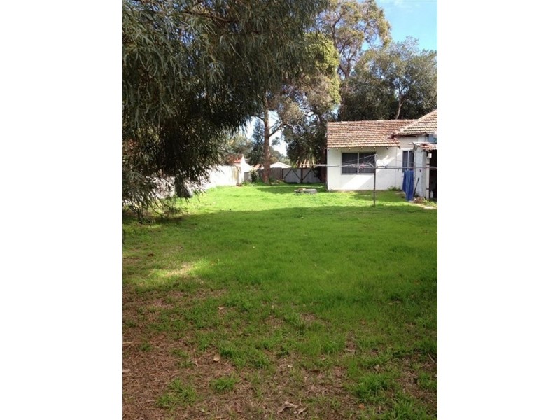 136 Belmont Road, Kenwick WA 6107