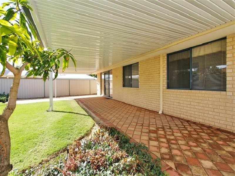 83 Harpenden Street, Huntingdale WA 6110