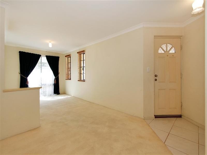 83 Harpenden Street, Huntingdale WA 6110