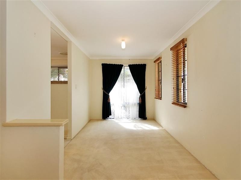 83 Harpenden Street, Huntingdale WA 6110