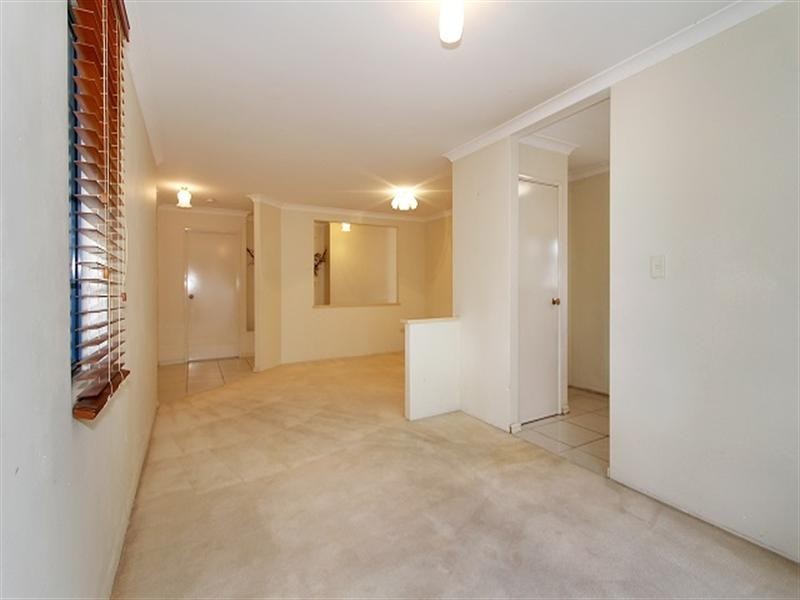 83 Harpenden Street, Huntingdale WA 6110