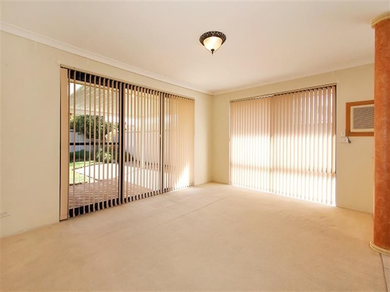 83 Harpenden Street, Huntingdale WA 6110