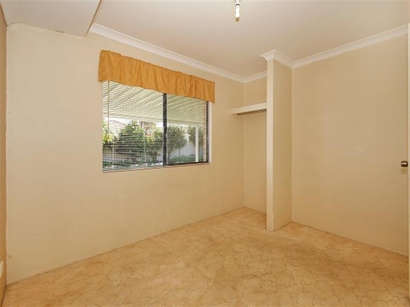 83 Harpenden Street, Huntingdale WA 6110