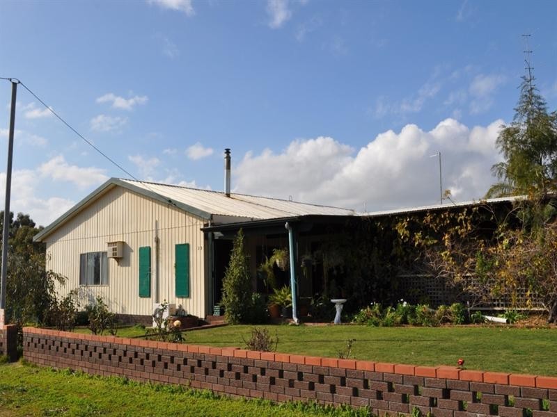 33 Stratford Street, Pingelly WA 6308