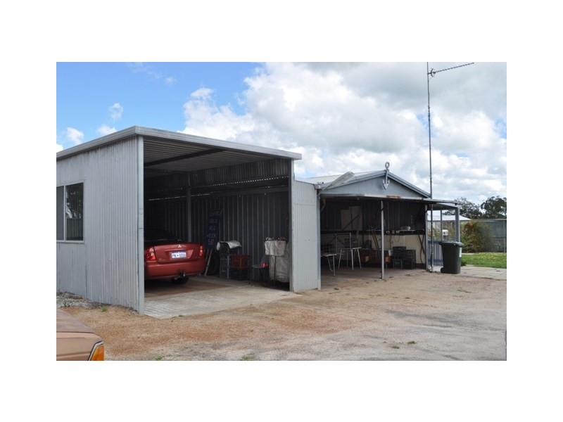 1 Pitt Street, Pingelly WA 6308