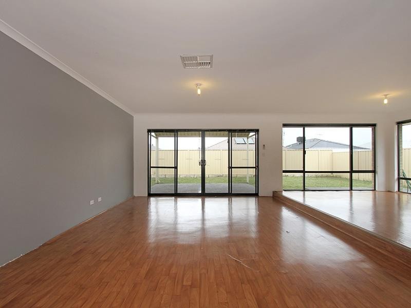 14 Newell Loop, Gosnells WA 6110