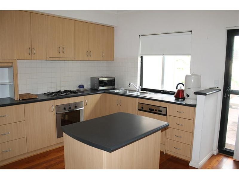 1/7 Feeney Street, North Fremantle WA 6159