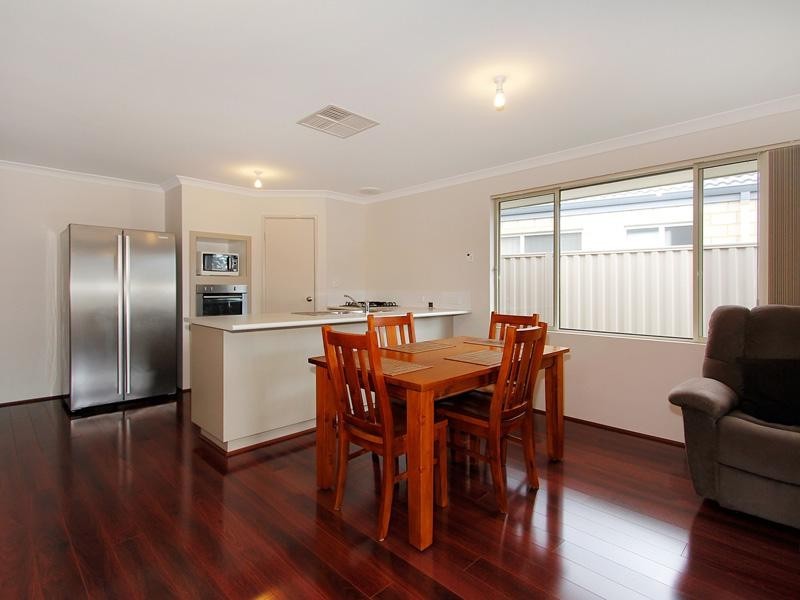 24 Panozza Circle, Maddington WA 6109