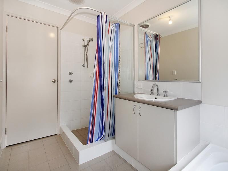 24 Panozza Circle, Maddington WA 6109