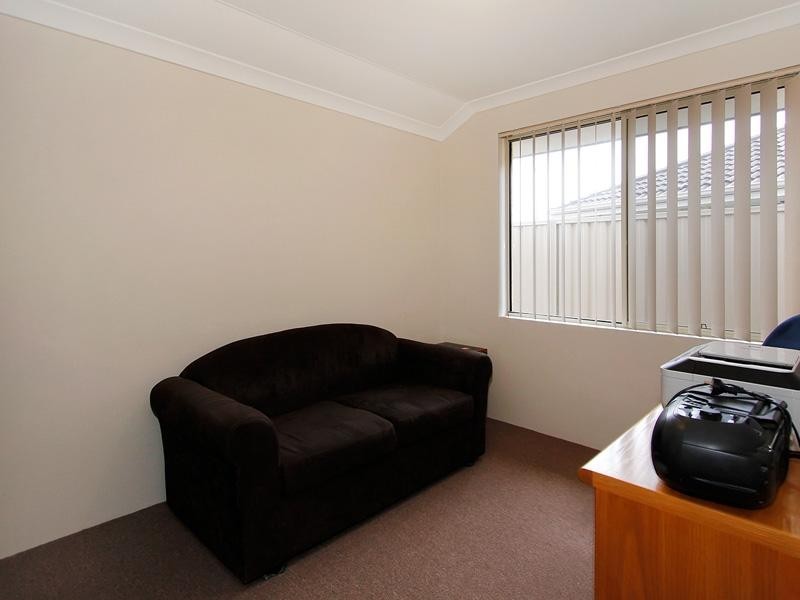 24 Panozza Circle, Maddington WA 6109