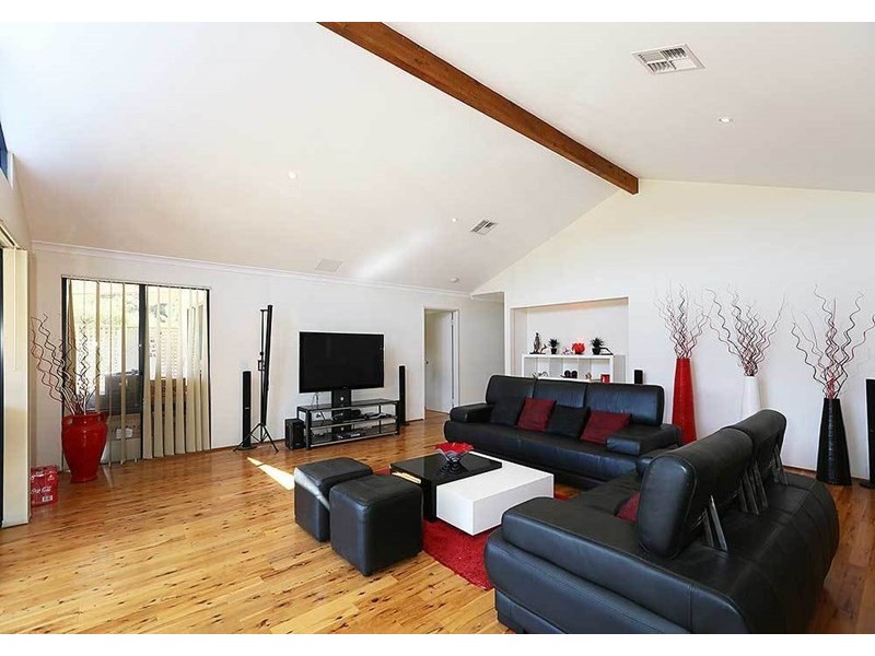 58 Garland Road, Roleystone WA 6111