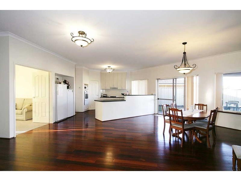 38 Barkley Loop, Canning Vale WA 6155