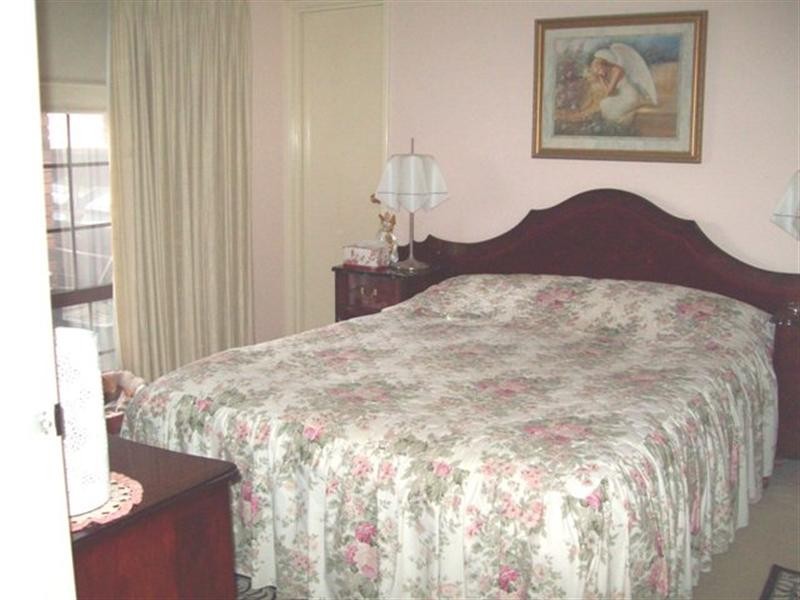 8 Hill Court, Thornlie WA 6108