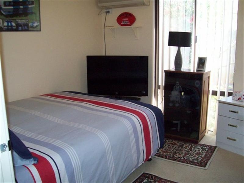 8 Hill Court, Thornlie WA 6108