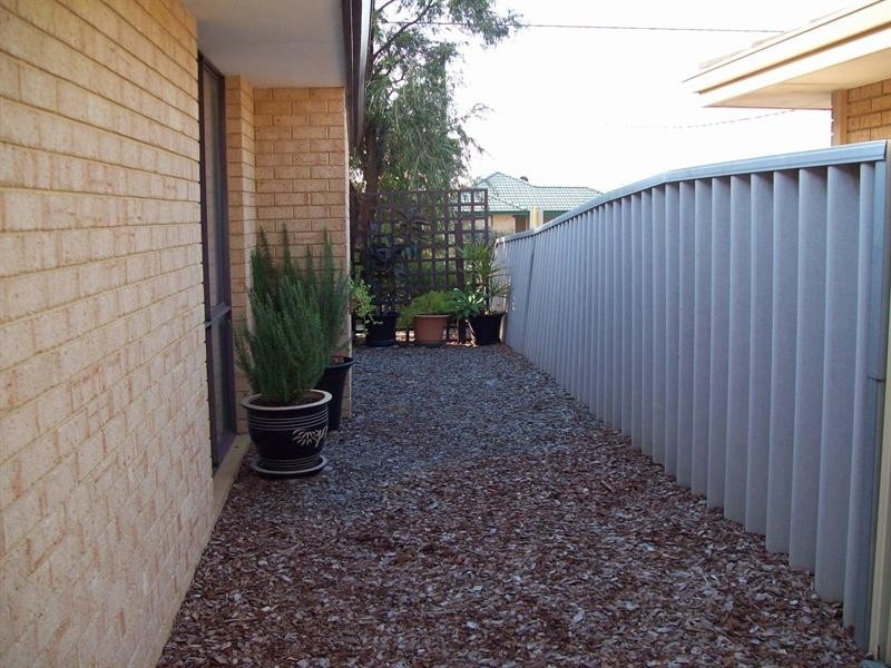 37 Lancaster Place, Maddington WA 6109